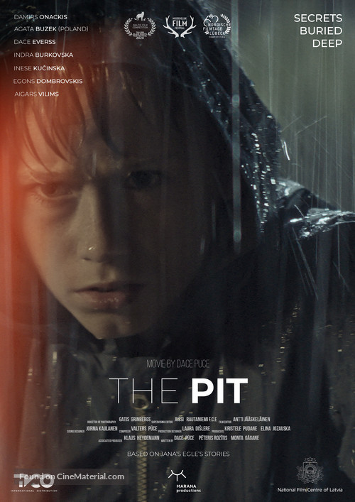 The Pit - International Movie Poster