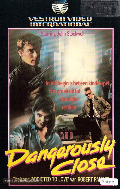 Dangerously Close - Dutch VHS movie cover