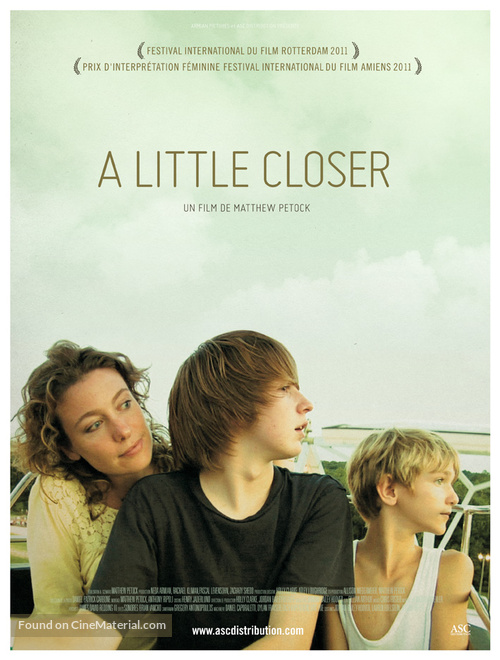 A Little Closer - French Movie Poster