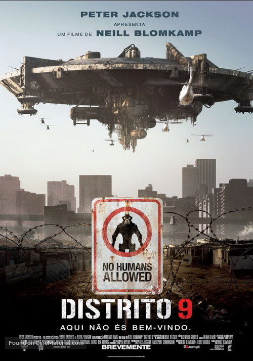 District 9 - Portuguese Movie Poster