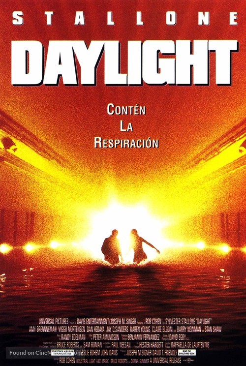 Daylight - Spanish Movie Poster