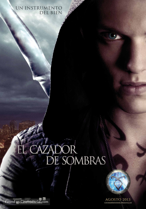 The Mortal Instruments: City of Bones - Spanish Movie Poster