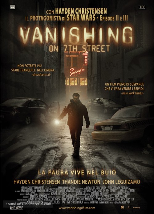 Vanishing on 7th Street - Italian Movie Poster