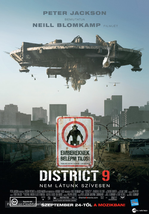 District 9 - Hungarian Movie Poster