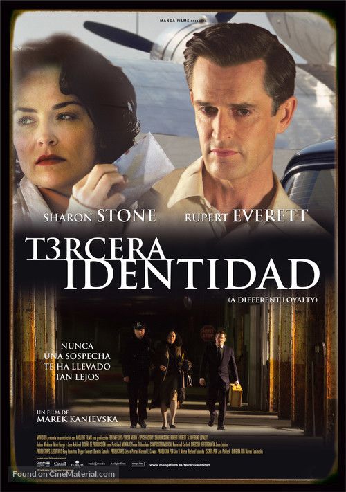 A Different Loyalty - Spanish Movie Poster