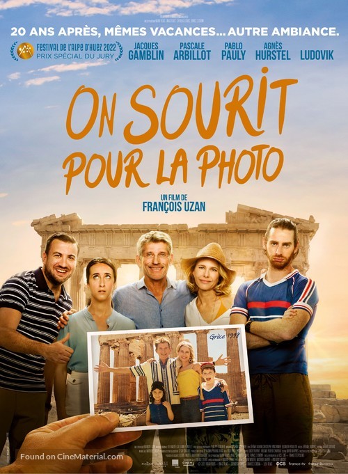 On sourit pour la photo - French Movie Poster