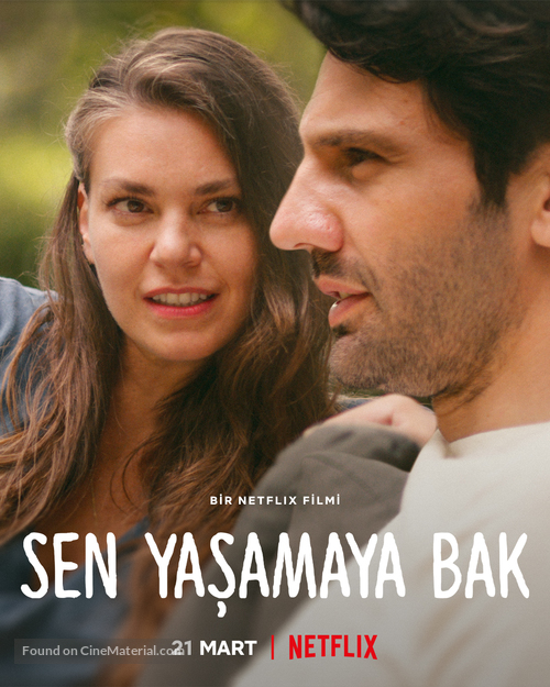 Sen Yasamaya Bak 2022 Turkish Movie Poster 