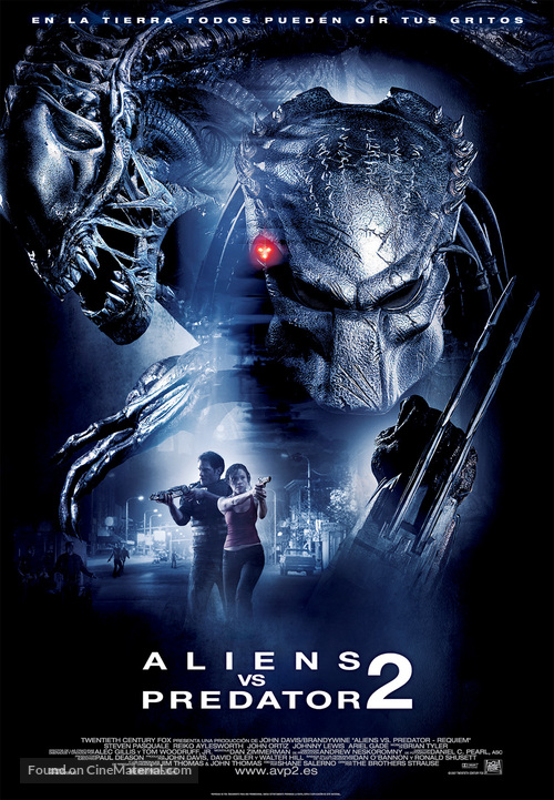 AVPR: Aliens vs Predator - Requiem - Spanish Movie Poster