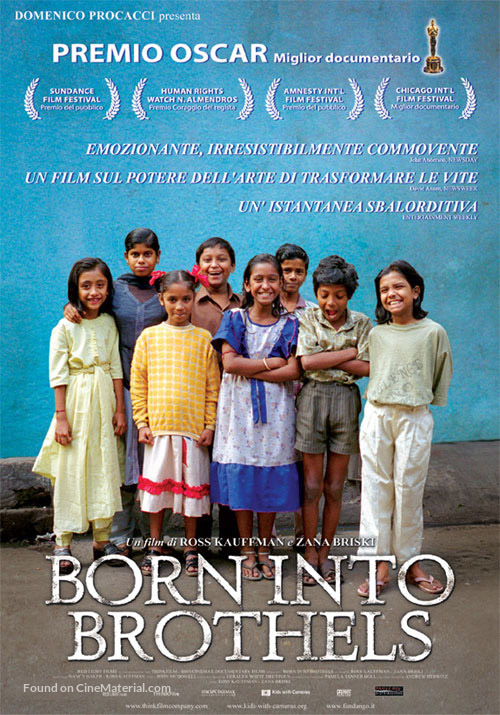 Born Into Brothels: Calcutta&#039;s Red Light Kids - Italian Movie Poster