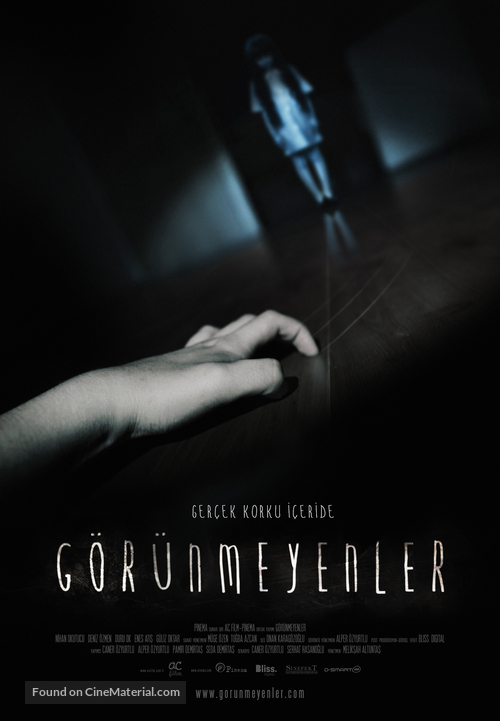 G&ouml;r&uuml;nmeyenler - Turkish Movie Poster