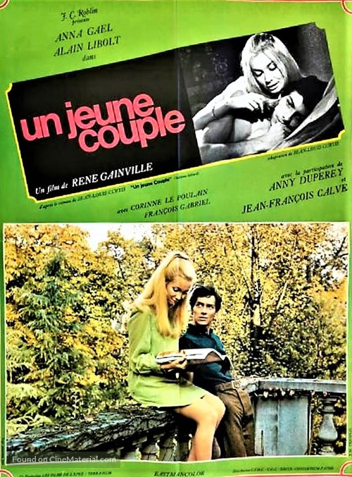 Un jeune couple - French Movie Poster