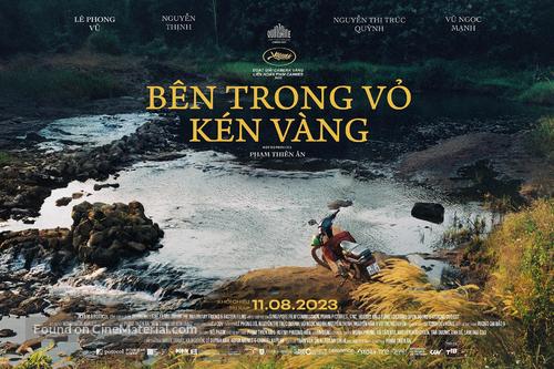 Inside the Yellow Cocoon Shell - Vietnamese Movie Poster