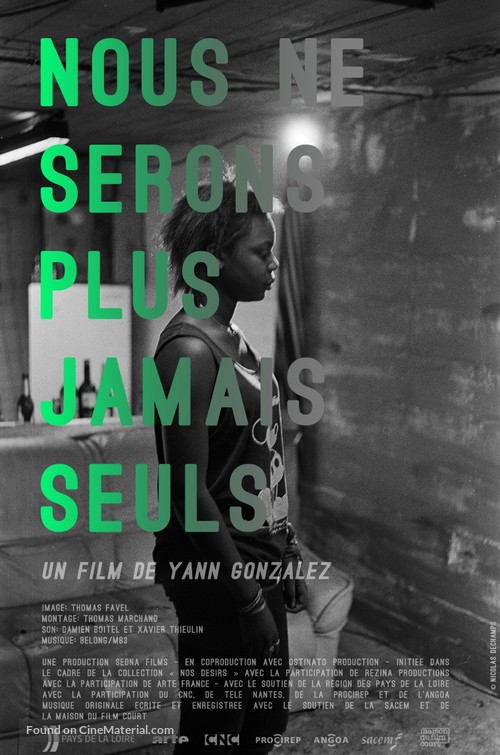 Nous ne serons plus jamais seuls - French Movie Poster