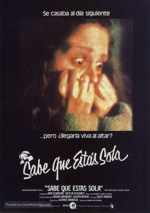 He Knows You&#039;re Alone - Spanish Movie Poster