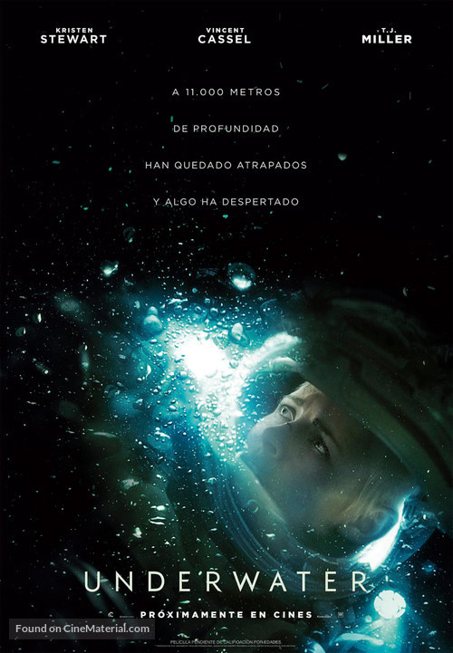 Underwater - Spanish Movie Poster