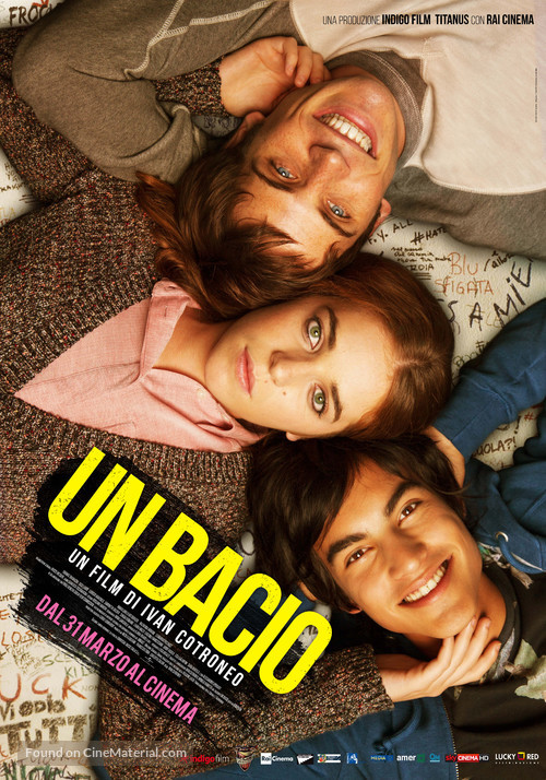 Un Bacio - Italian Movie Poster