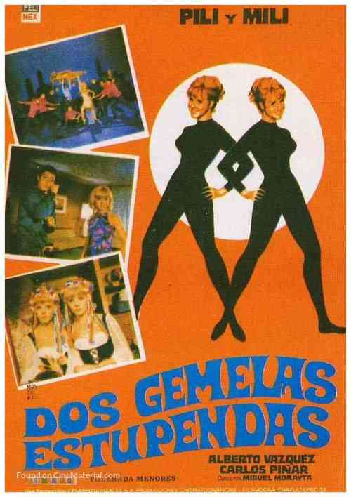 Vestidas y alborotadas - Spanish Movie Poster