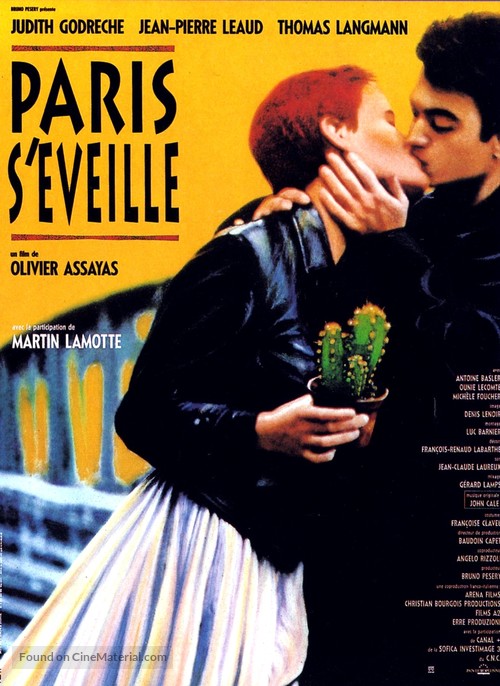 Paris s&#039;&eacute;veille - French Movie Poster