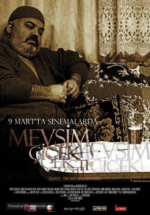 Mevsim &ccedil;i&ccedil;ek a&ccedil;ti - Turkish Movie Poster