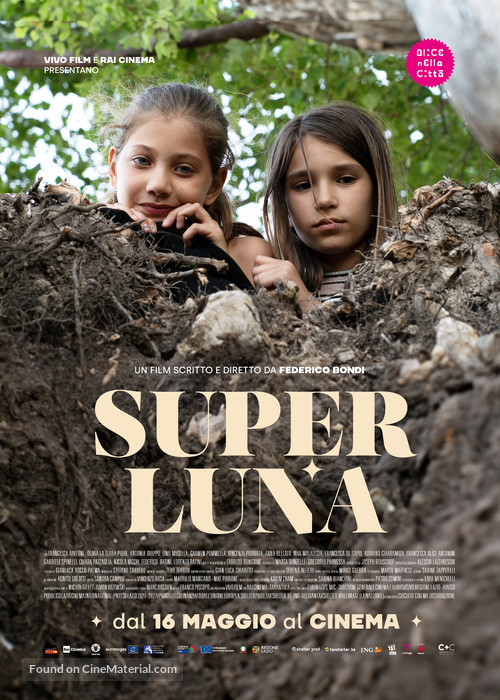 Superluna - Italian Movie Poster