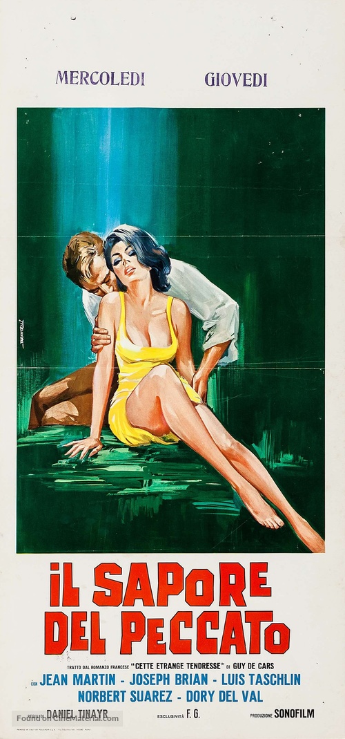 Extra&ntilde;a ternura - Italian Movie Poster