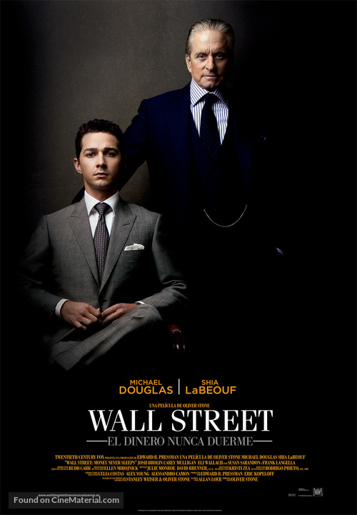 Wall Street: Money Never Sleeps - Spanish Movie Poster
