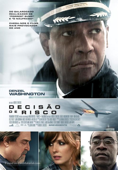 Flight - Portuguese Movie Poster