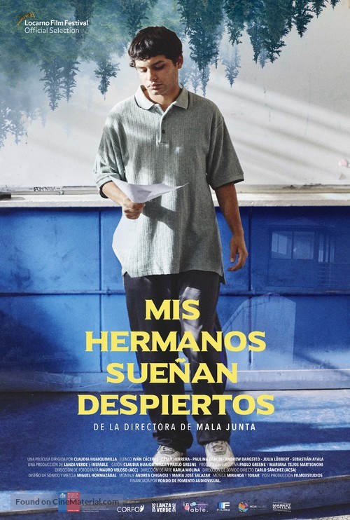 Mis hermanos sue&ntilde;an despiertos - Chilean Movie Poster