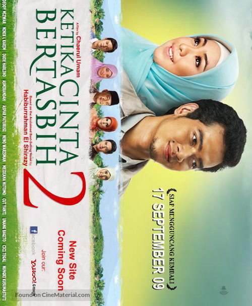 Ketika cinta bertasbih 2 - Indonesian Movie Poster