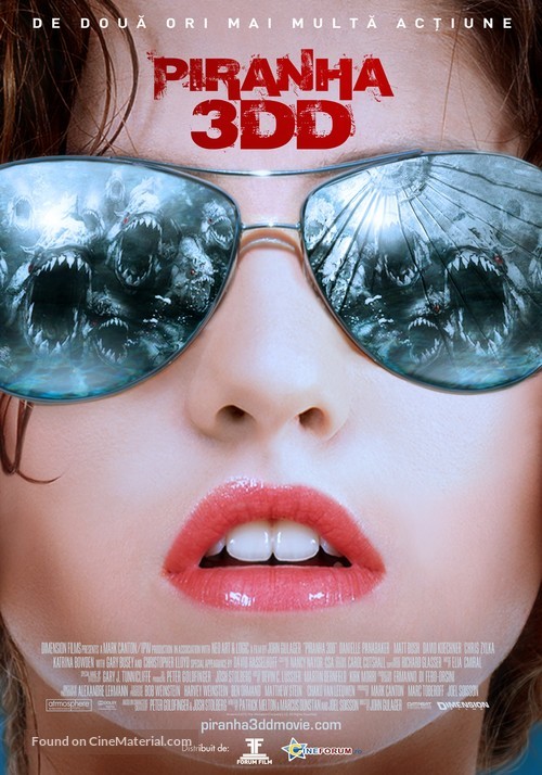 Piranha 3DD - Romanian Movie Poster