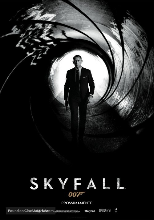 Skyfall - Italian Movie Poster