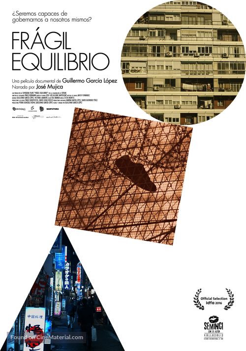 Fr&aacute;gil Equilibrio - Spanish Movie Poster