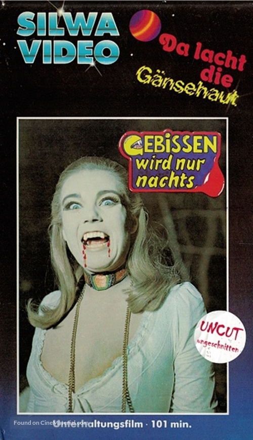 Gebissen wird nur nachts - German VHS movie cover
