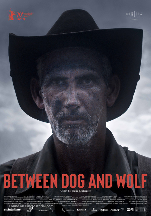 Entre perro y lobo - International Movie Poster