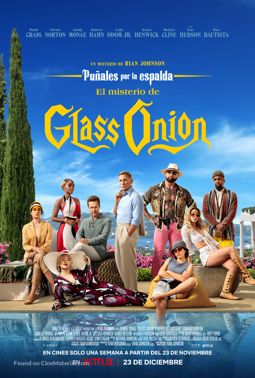 Glass Onion: A Knives Out Mystery - Spanish Movie Poster