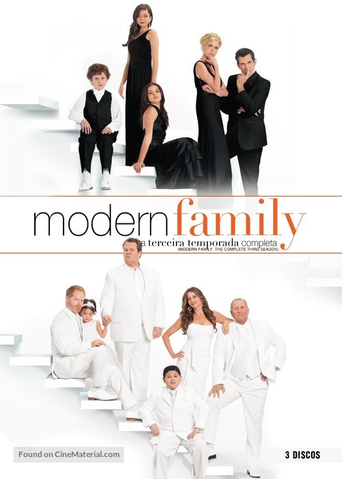 &quot;Modern Family&quot; - Brazilian DVD movie cover