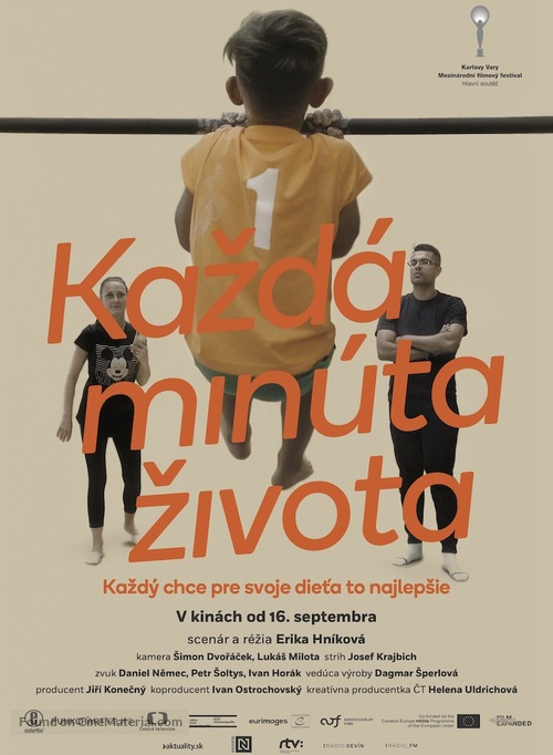 Kazd&aacute; minuta zivota - Slovak Movie Poster