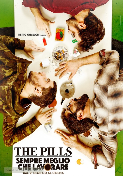 The Pills: Sempre meglio che lavorare - Italian Movie Poster