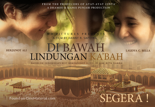 Di Bawah Lindungan Ka&#039;bah - Indonesian Movie Poster