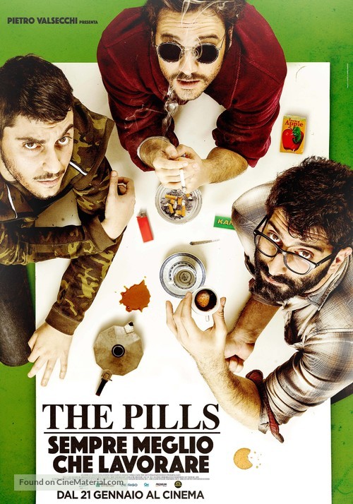 The Pills: Sempre meglio che lavorare - Italian Movie Poster