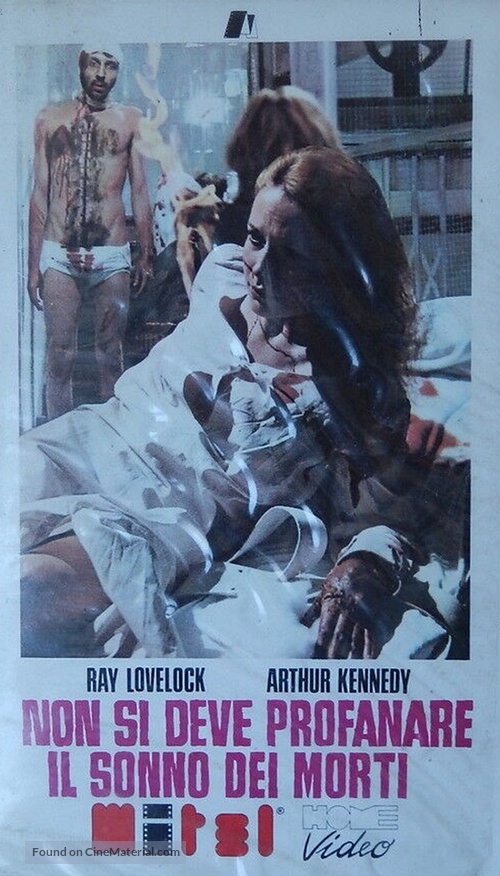 Let Sleeping Corpses Lie - Italian VHS movie cover